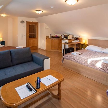 Apartman A Ubytovani U Machu Mikulov Buitenkant foto