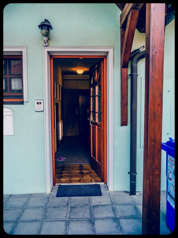 Apartman A Ubytovani U Machu Mikulov Buitenkant foto
